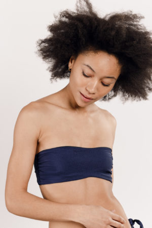 Two-piece reversible navy blue swimsuit